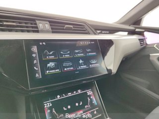 AUDI Q8 e-tron SPB 55 quattro S line edition 16