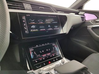 AUDI Q8 e-tron SPB 55 quattro S line edition 17