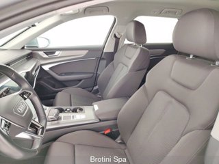 AUDI A6 Avant 40 2.0 TDI S tronic Business Sport 8