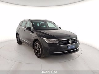 VOLKSWAGEN Tiguan 1.5 TSI ACT Life 3