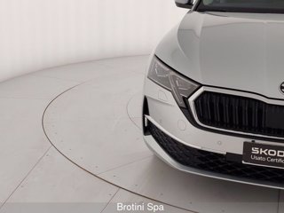 SKODA Octavia Wagon 2.0 TDI 150 CV SCR DSG Executive 4