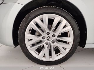 SKODA Octavia Wagon 2.0 TDI 150 CV SCR DSG Executive 5