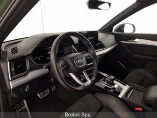 AUDI Q5 SPB 40 TDI quattro S tronic Identity Black 7