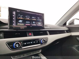 AUDI A4 Avant 40 g-tron S tronic Business Advanced 8