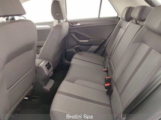 VOLKSWAGEN T-Roc 1.0 TSI Life 9