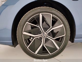 VOLKSWAGEN Golf 1.5 TSI eHybrid DSG 50 Years 5