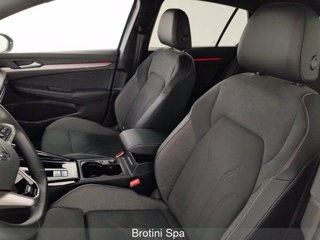 VOLKSWAGEN Golf 1.5 TSI eHybrid DSG 50 Years 8