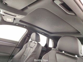 AUDI Q3 35 TDI S tronic S line edition 10