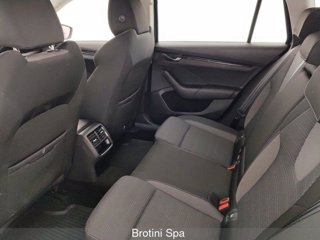 SKODA Octavia 1.5 e-TEC DSG Wagon Executive 7