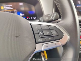 VOLKSWAGEN T-Roc 1.0 TSI Life 12