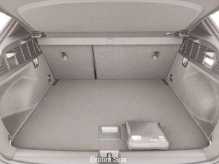 AUDI Q2 30 TDI Identity Black 15