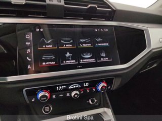 AUDI Q3 45 TFSI e S tronic S line edition 12