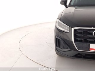 AUDI Q2 30 TDI Admired 4
