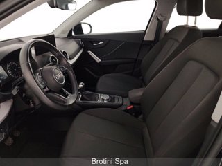 AUDI Q2 30 TDI Admired 6