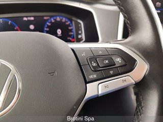 VOLKSWAGEN T-Roc 1.5 TSI ACT Style 12