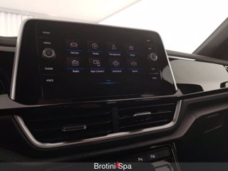 VOLKSWAGEN T-Roc 1.5 TSI ACT DSG R-Line 10