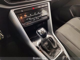 VOLKSWAGEN T-Roc 1.0 TSI Life 10