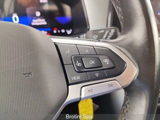 VOLKSWAGEN T-Roc 1.0 TSI Life 13