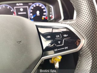 VOLKSWAGEN T-Roc 1.0 TSI R-Line 14