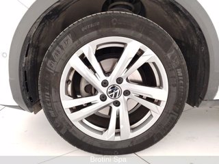 VOLKSWAGEN T-Roc 1.0 TSI R-Line 6