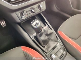 SKODA Kamiq 1.0 TSI 110 CV Monte Carlo 10