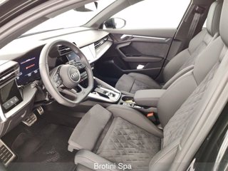 AUDI A3 RS 3 SPB TFSI quattro S tronic 10