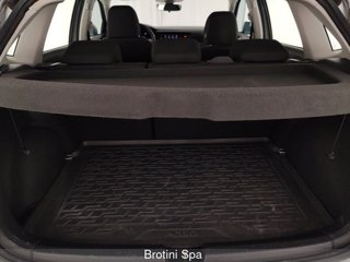 VOLKSWAGEN Polo 1.0 TSI Life 16