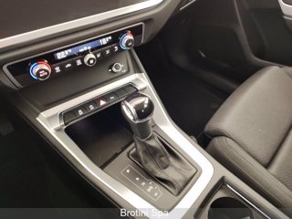 AUDI Q3 35 TDI S tronic Business Advanced 11