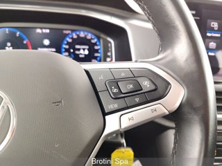 VOLKSWAGEN T-Roc 1.0 TSI Style 12