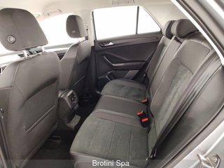 VOLKSWAGEN T-Roc 1.0 TSI Style 9
