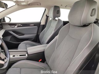 VOLKSWAGEN Passat 2.0 TDI 150 CV SCR DSG Business 8