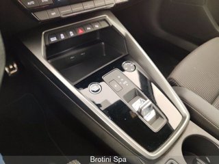 AUDI A3 SPB 40 TDI quattro S tronic S line edition 11