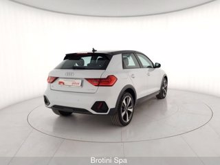 AUDI A1 SPB 30 TFSI  Identity Black 2