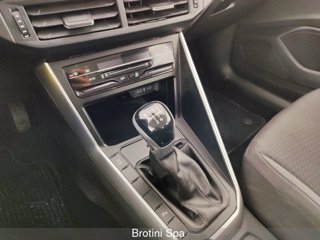 VOLKSWAGEN Polo 1.0 TSI Life 10