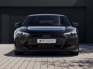 AUDI RS e-tron GT 4
