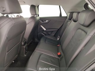 AUDI Q2 35 TFSI S tronic S line Edition 9