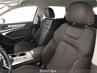 AUDI A6 Avant 40 2.0 TDI quattro ultra S tronic S line edition 8