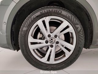 VOLKSWAGEN T-Roc 1.5 TSI ACT DSG R-Line 5