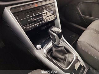 VOLKSWAGEN T-Roc 1.5 TSI ACT DSG Life 10