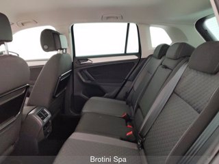 VOLKSWAGEN Tiguan 2.0 TDI SCR Business BlueMotion Technology 9