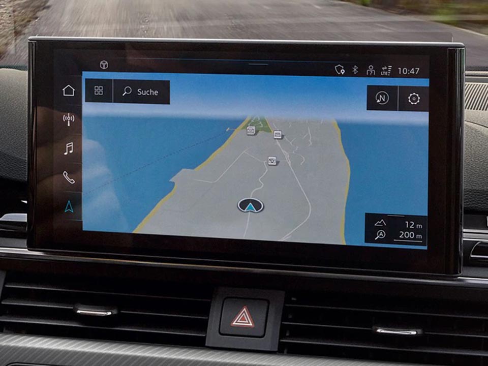 Audi A5 Sportback G Tron La Spezia e Massa display